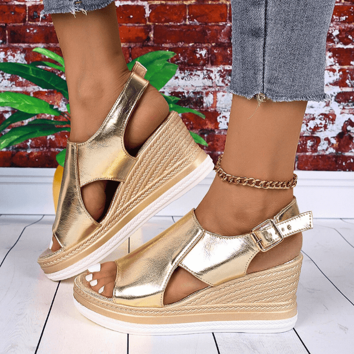 Baylie - Stylové metalické sandály