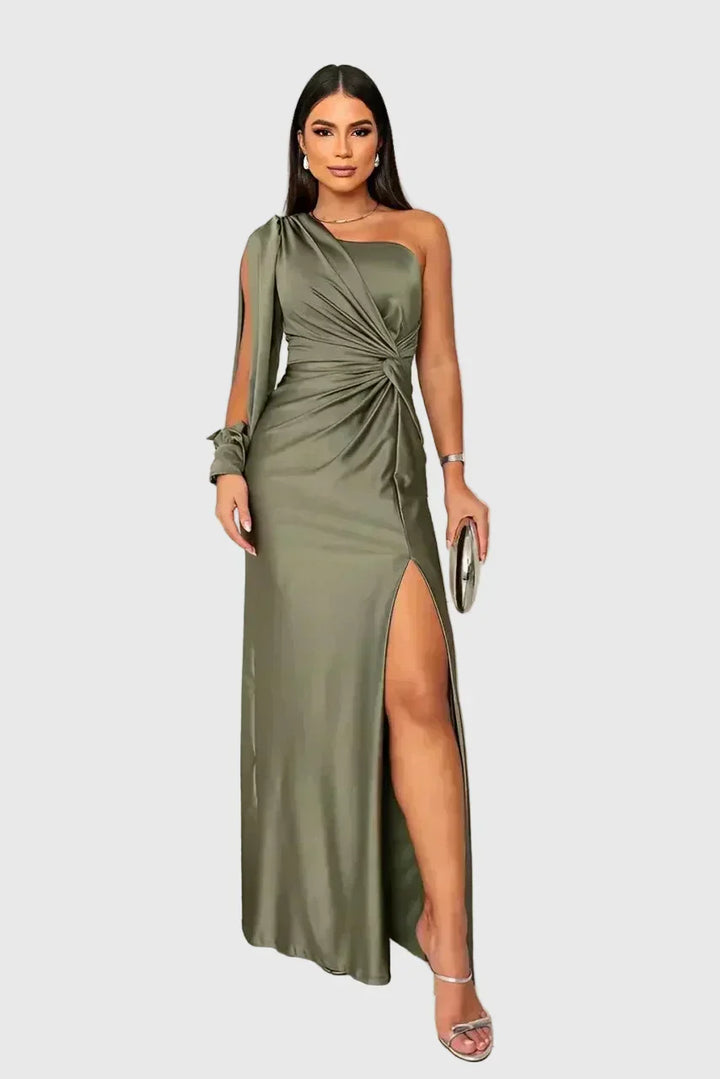 Melyssa | Elegantní splývavé maxi šaty na večer