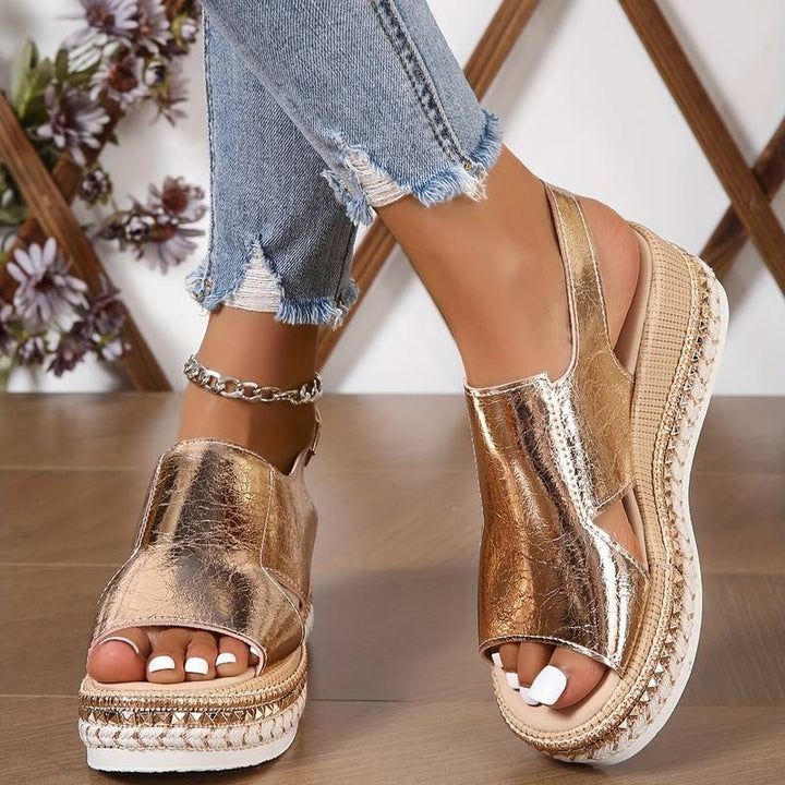 Baylie - Stylové metalické sandály